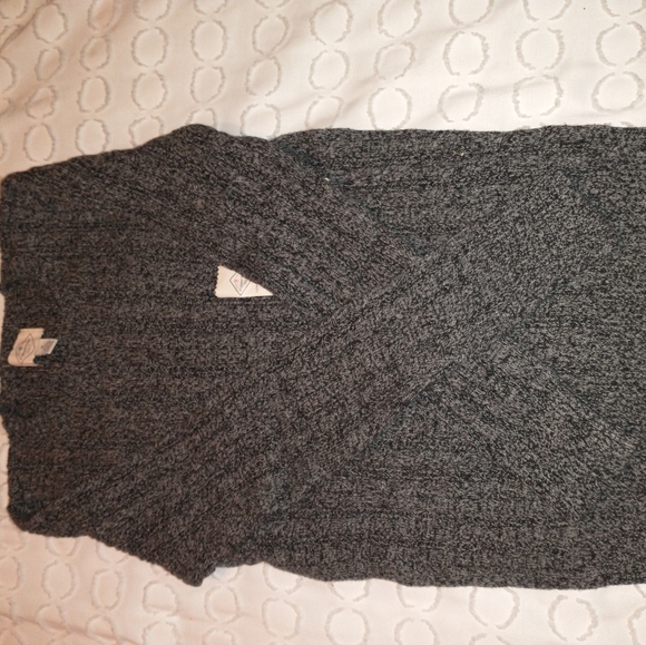 Sweater - Picture 4 of 4